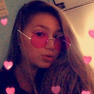 Meet your Posher, Allison